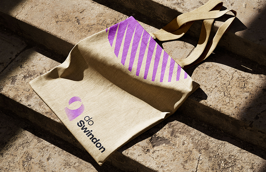Mockup of a branded Do Swindon totebag