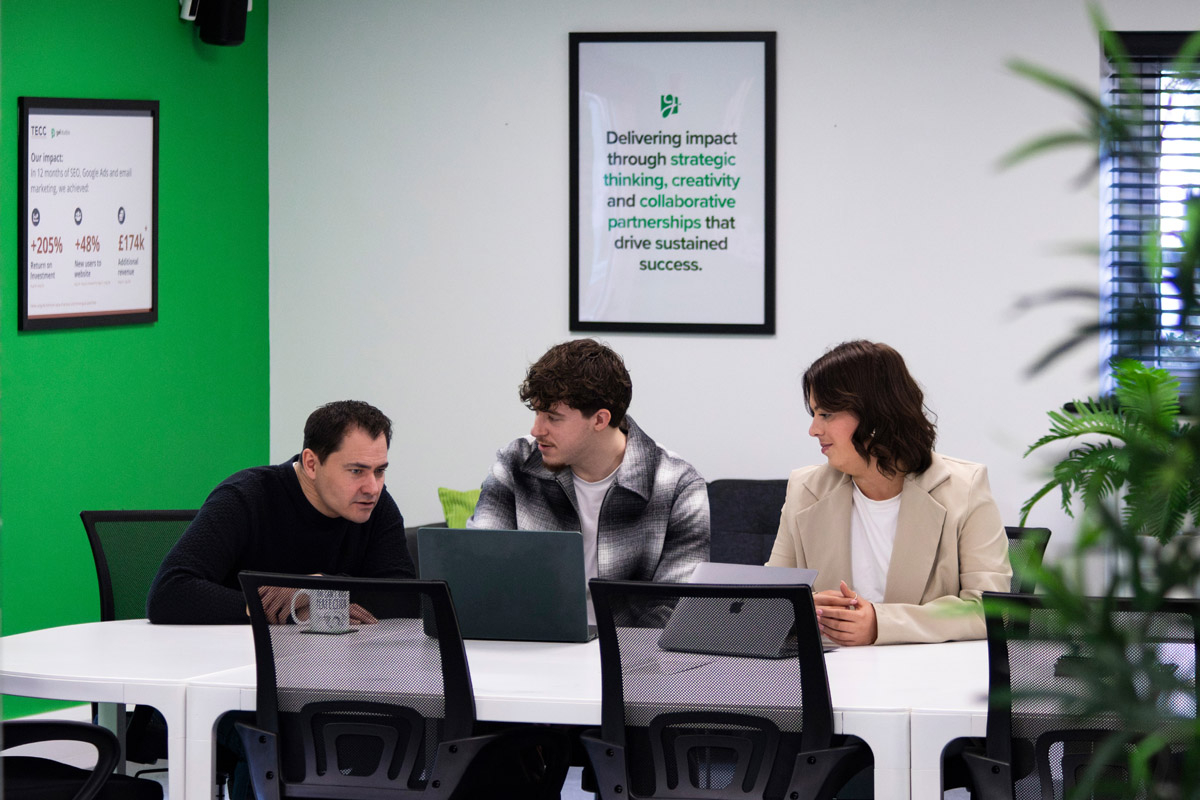 A meeting about how to help with MODX